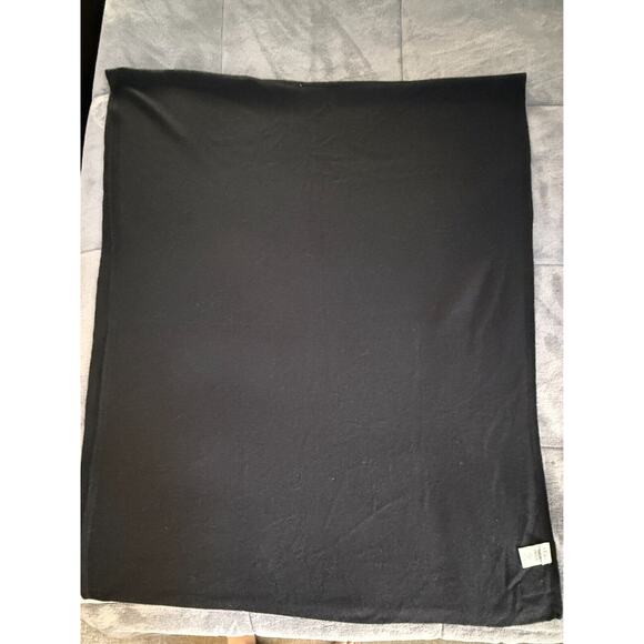 Ugg Luxe Wrap Scarf Wool & Cashmere Blend Black COA 30x74 Warm, Soft Cozy NWOT - Picture 5 of 11